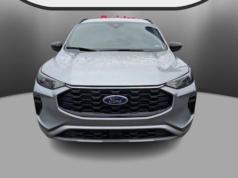 Used 2023 Ford Escape ST-Line FWD image 2