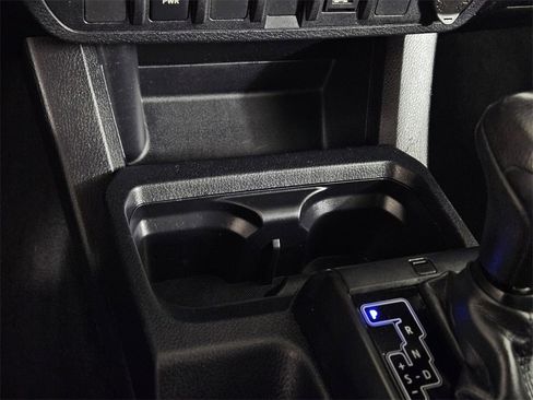 Used 2020 Toyota Tacoma SR image 16