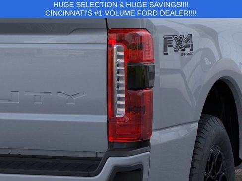 New 2026 Ford F250 Lariat w/ Black Appearance Package AWD/4WD image 21