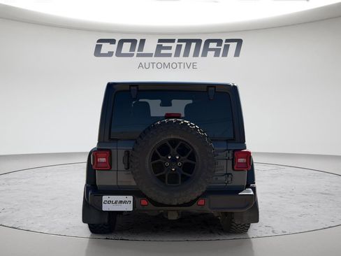 Used 2024 Jeep Wrangler Willys image 4