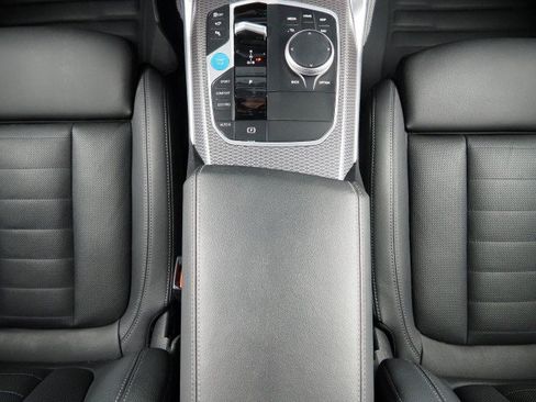 Used 2023 BMW i4 eDrive40 w/ M Sport Package RWD image 25