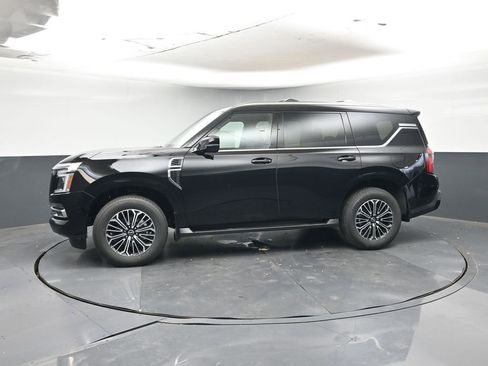 New 2026 Nissan Armada Platinum image 2
