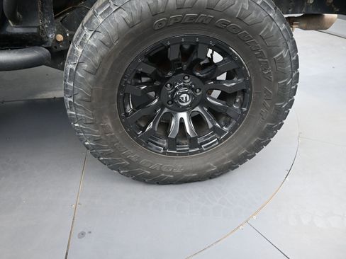 Used 2017 Jeep Wrangler Sahara w/ Trailer Tow Group image 17