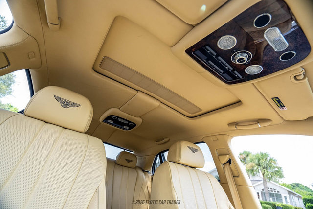 Used 2015 Bentley Flying Spur W12 AWD/4WD image 42