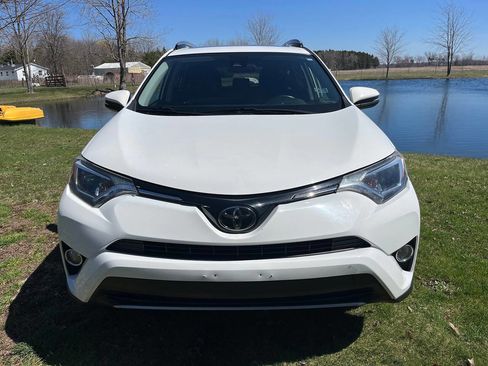 Used 2018 Toyota RAV4 XLE w/ Plus Extra Value Package image 2