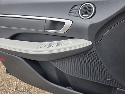 Used 2022 Hyundai Sonata Limited FWD image 18