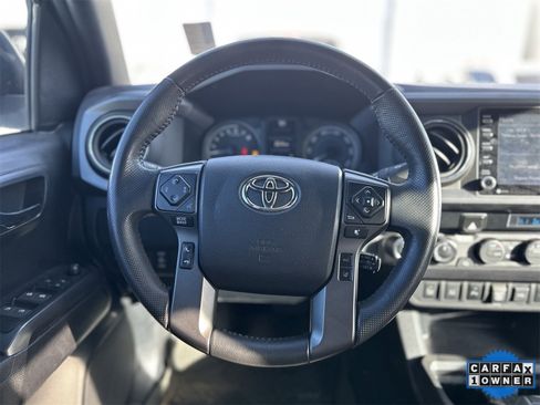 Used 2021 Toyota Tacoma TRD Off-Road w/ Technology Package image 19