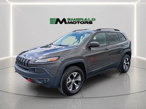 Used 2018 Jeep Cherokee Trailhawk AWD/4WD image 1