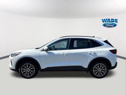 New 2024 Ford Escape PHEV image 8