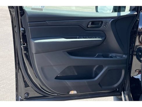 Used 2026 Honda Odyssey EX-L image 11