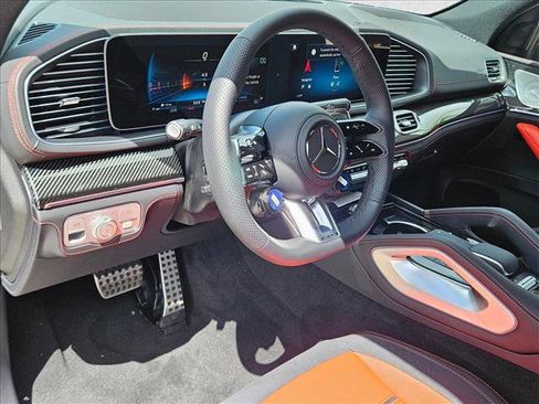 New 2026 Mercedes-Benz GLE 53 AMG 4MATIC image 3