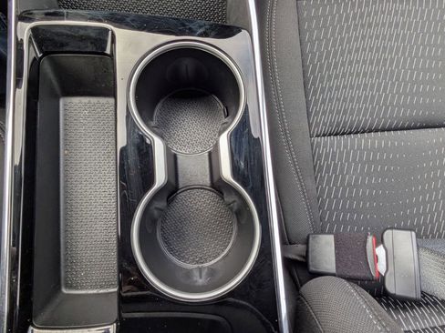 Used 2025 Chevrolet Equinox LT image 19