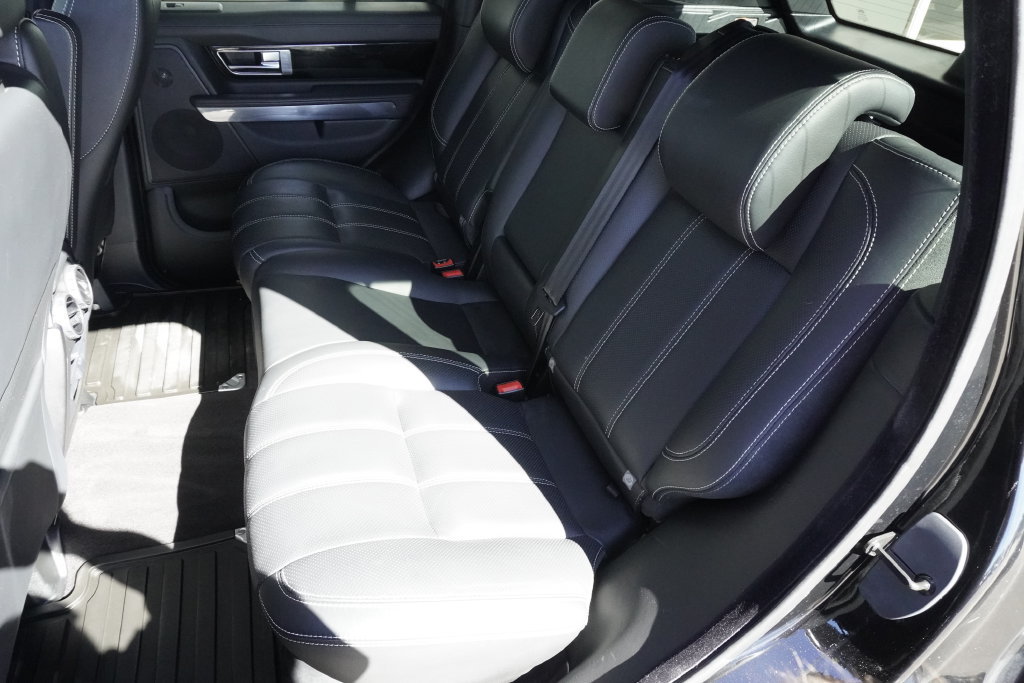 Used 2013 Land Rover Range Rover Sport Supercharged AWD/4WD image 30