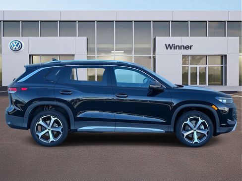 New 2026 Volkswagen Tiguan SE image 6