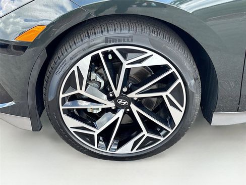 Used 2023 Hyundai Ioniq 6 SEL image 31