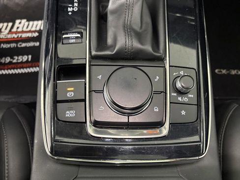 Used 2025 MAZDA CX-30 AWD 2.5 S w/ Preferred Package image 19