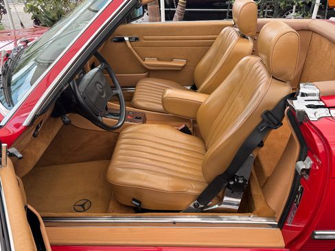 Used 1989 Mercedes-Benz 560 SL image 11