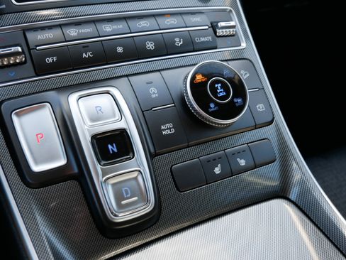 Certified 2023 Hyundai Santa Fe SEL image 23