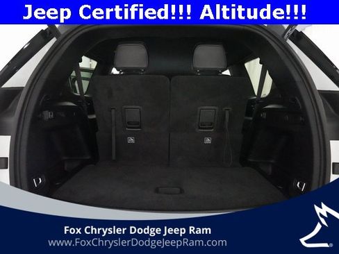 Used 2023 Jeep Grand Cherokee L Laredo image 10