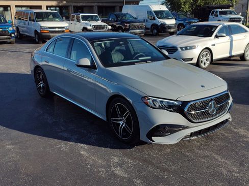 Used 2025 Mercedes-Benz E 350 Sedan image 23