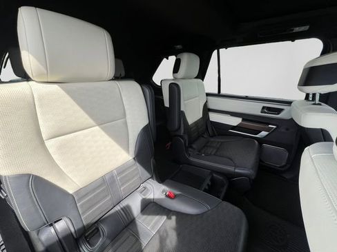 Used 2023 Toyota Sequoia Capstone image 30