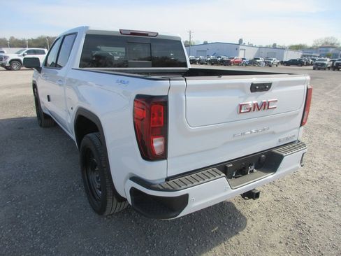 New 2026 GMC Sierra 1500 Elevation w/ Elevation Premium Package image 9