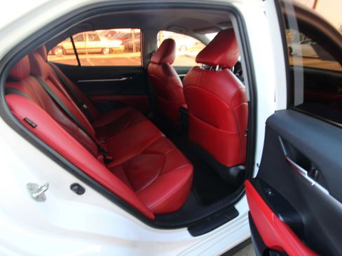 Used 2020 Toyota Camry XSE w/ Blackout Package image 13