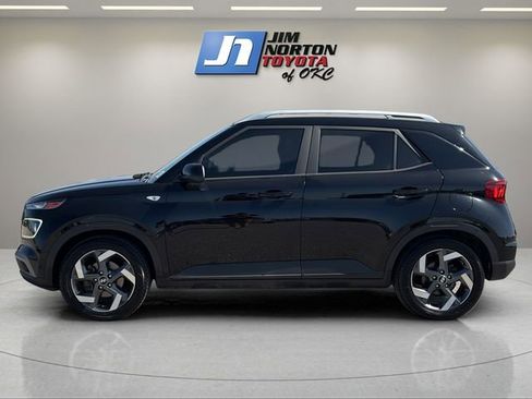 Used 2020 Hyundai Venue SEL w/ Convenience + Premium Package FWD image 8