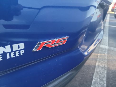 Used 2022 Chevrolet Camaro LT w/ RS Package RWD image 6