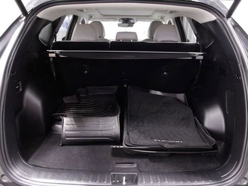 Used 2022 Hyundai Tucson Limited w/ Cargo Package image 21
