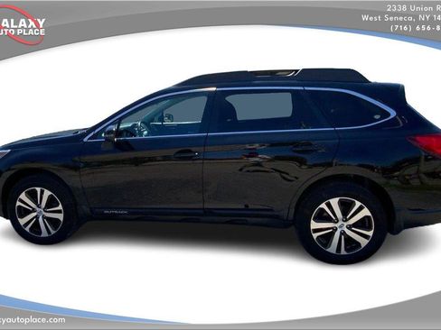 Used 2018 Subaru Outback 2.5i Limited AWD/4WD image 8