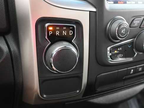 Used 2018 RAM 1500 Big Horn image 29