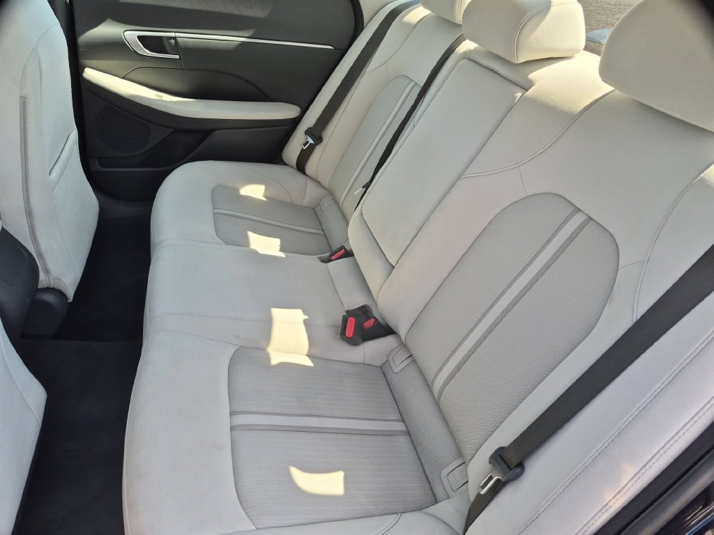 Used 2025 Hyundai Sonata SEL FWD image 27
