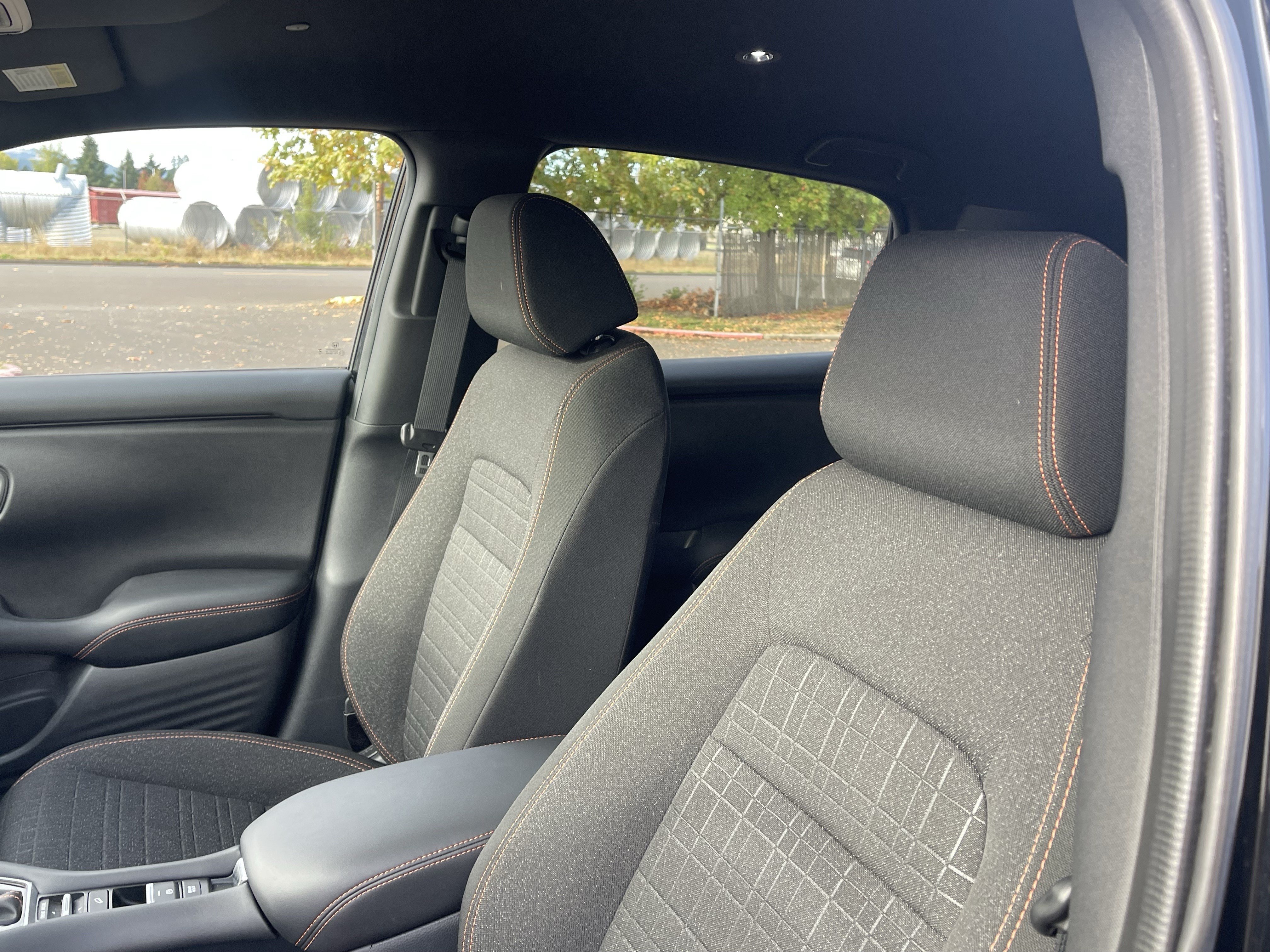Used 2025 Honda HR-V Sport image 18