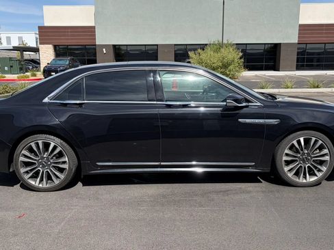 Used 2019 Lincoln Continental Select w/ Continental Climate Package AWD/4WD image 6