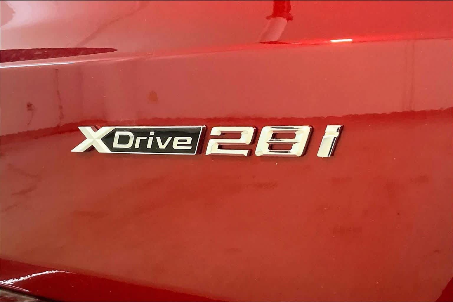 New 2026 BMW X1 xDrive28i w/ M Sport Package AWD/4WD image 15