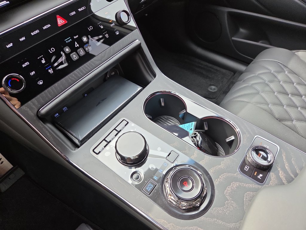 New 2027 Genesis GV80 3.5T Prestige AWD/4WD image 26