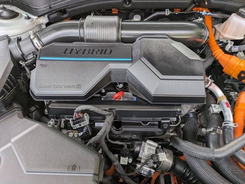 Used 2025 Hyundai Santa Fe SEL image 29