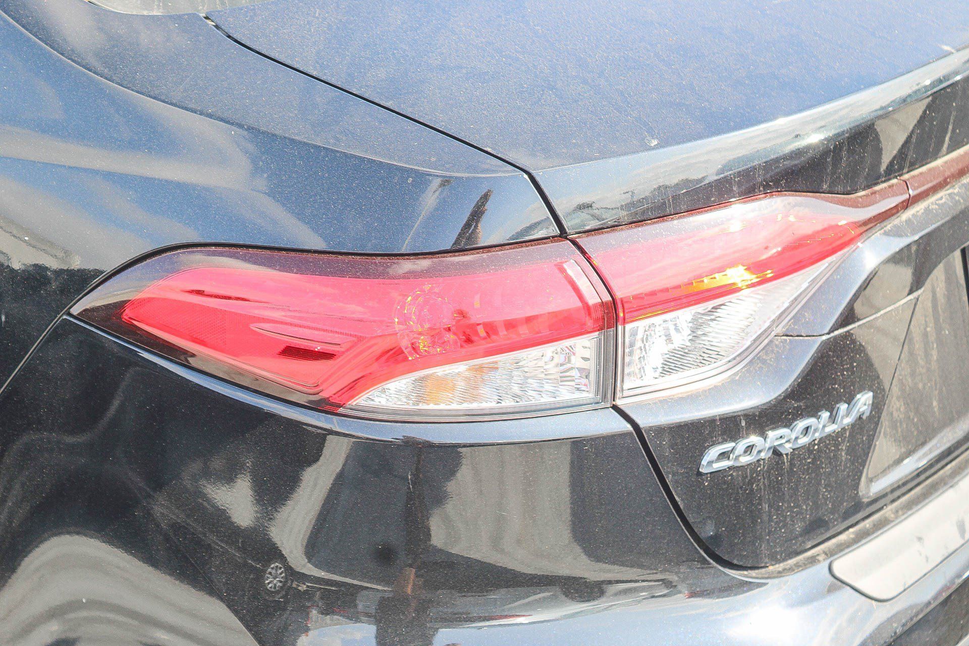 Used 2024 Toyota Corolla LE FWD image 11
