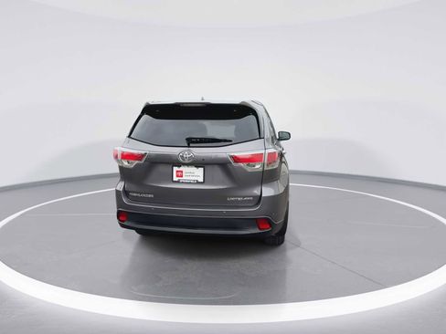 Used 2015 Toyota Highlander Limited Platinum image 7