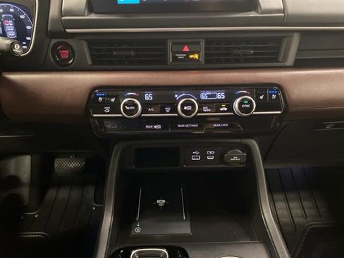 Certified 2024 Honda Pilot Elite image 13