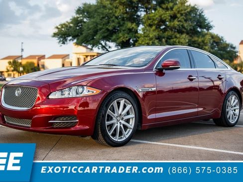Used 2012 Jaguar XJ image 1