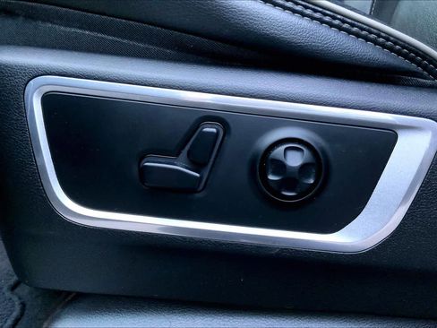 Used 2020 RAM 1500 Laramie w/ Sport Appearance Package image 30