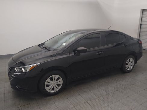 Used 2024 Nissan Versa S w/ Trunk Package FWD image 2