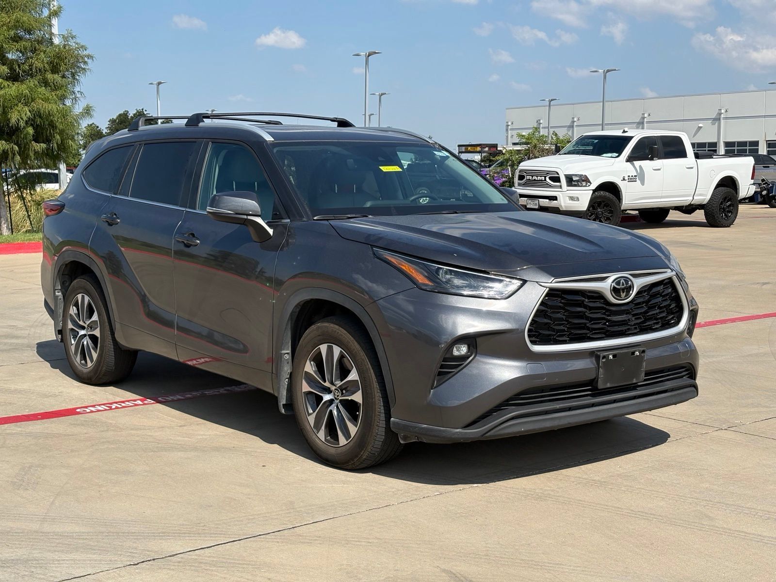 Used 2023 Toyota Highlander XLE AWD/4WD 360° Tour