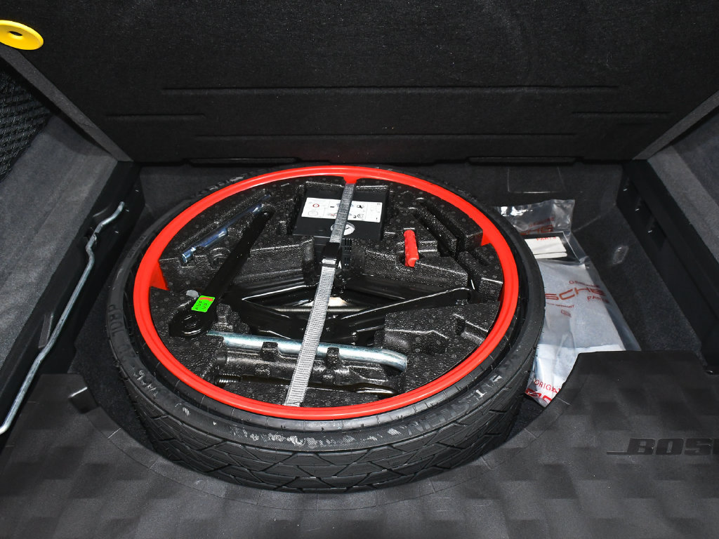 Used 2021 Porsche Cayenne GTS w/ Premium Package Plus AWD/4WD image 71