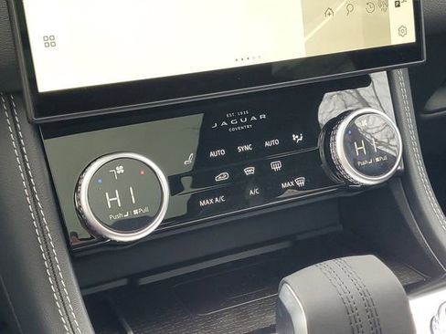 New 2026 Jaguar F-PACE R-Dynamic S image 31