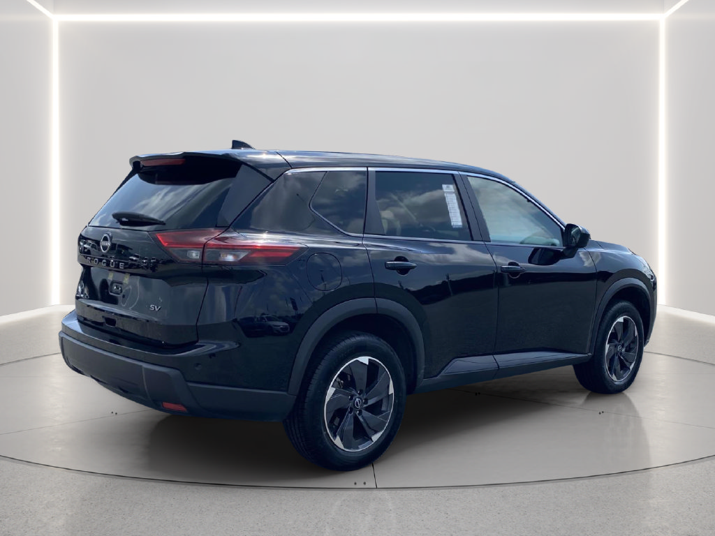 Used 2024 Nissan Rogue SV FWD image 5