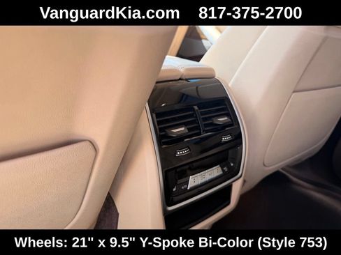 Used 2019 BMW X7 xDrive40i w/ Premium Package AWD/4WD image 26
