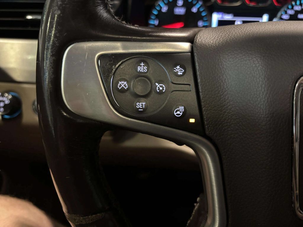Used 2018 GMC Yukon SLT w/ Premium Edition AWD/4WD image 43